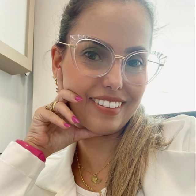 Dra. Isabella França Pena | Salus Hub